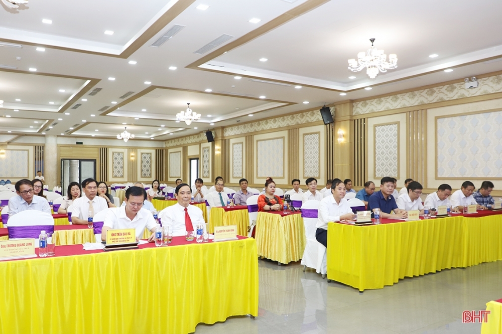 Phát huy truyền thống con người Hà Tĩnh trong xây dựng văn hóa doanh nghiệp